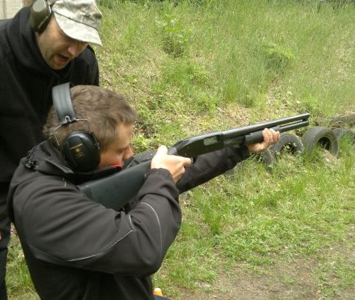 Zajęcia z wyszkolenia strzeleckiego w Gnieźnie 2015
